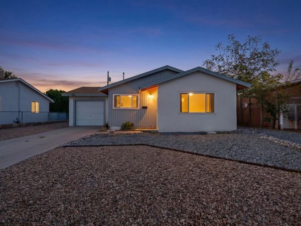 308 Parsifal Street NE, Albuquerque, NM 87123