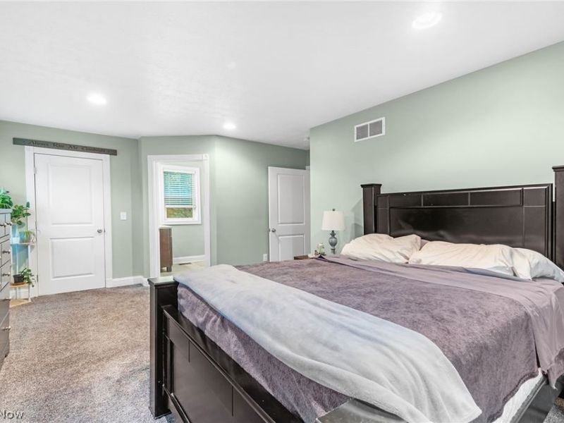 1102 Irish Road, Kent, OH 44240 Photo 12