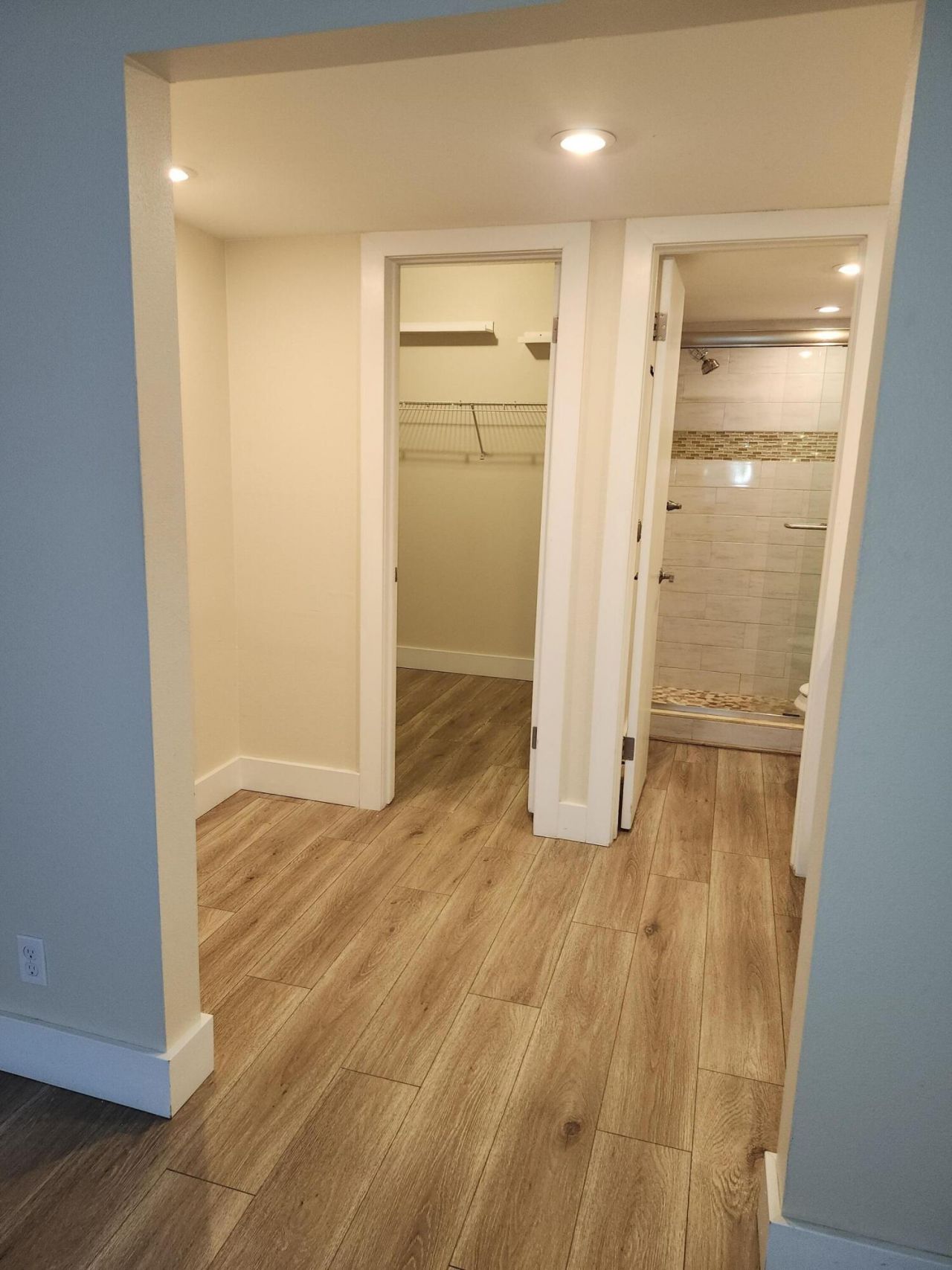 301 Lake Shore Drive, Unit Apt 409, Lake Park, FL 33403 Photo