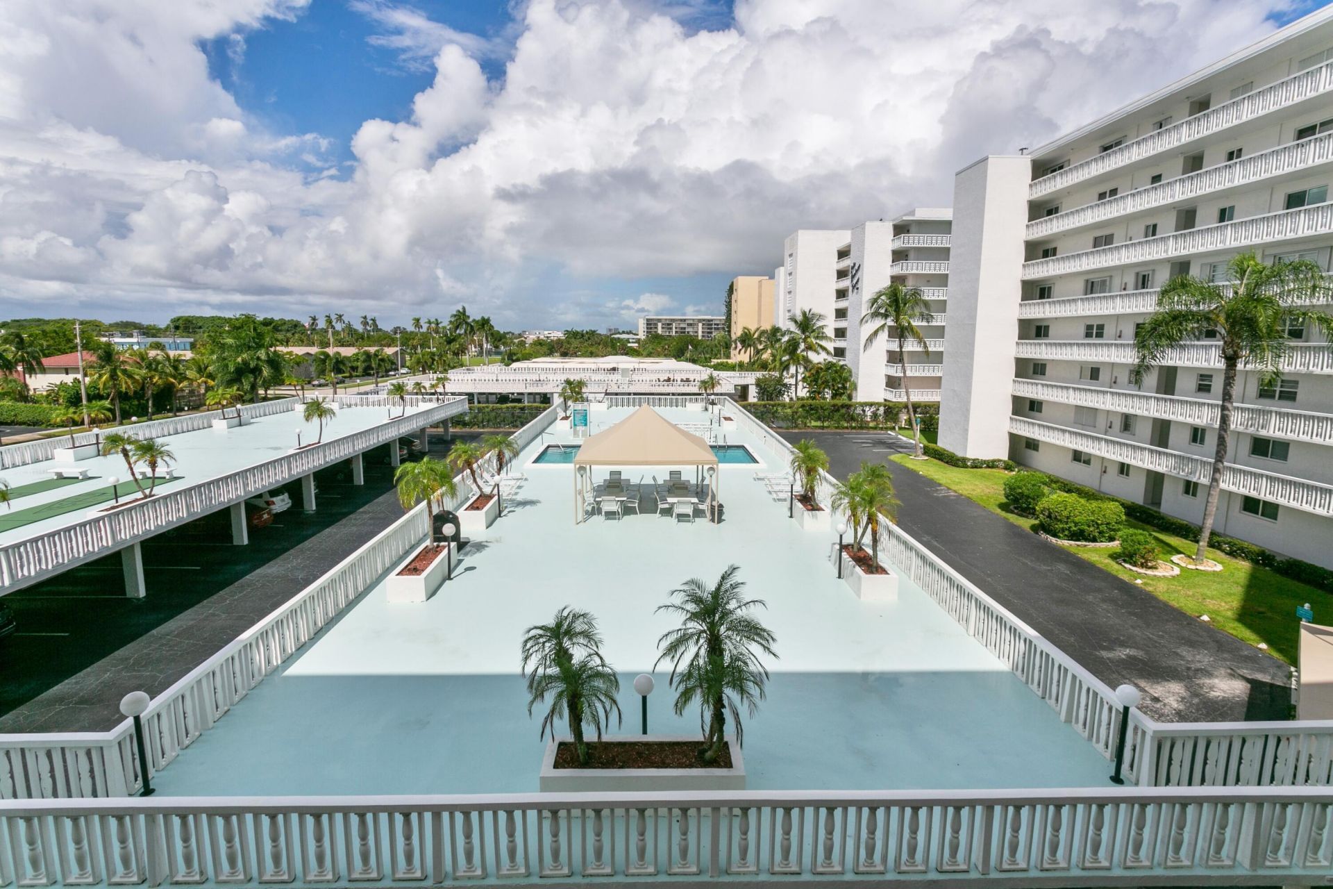 301 Lake Shore Drive, Unit Apt 409, Lake Park, FL 33403 Photo