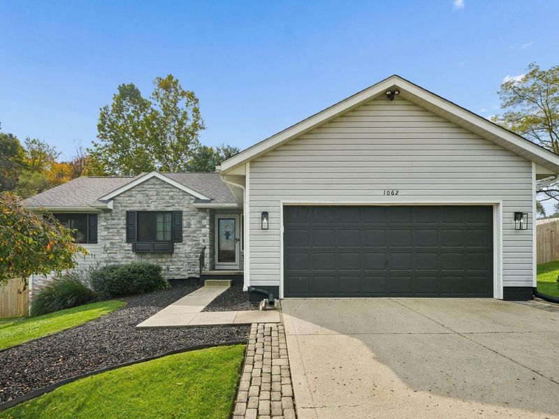 1062 Lizabeth Circle, Heath, OH 43056 Photo 4