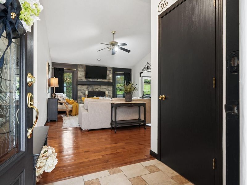 1062 Lizabeth Circle, Heath, OH 43056 Photo 5