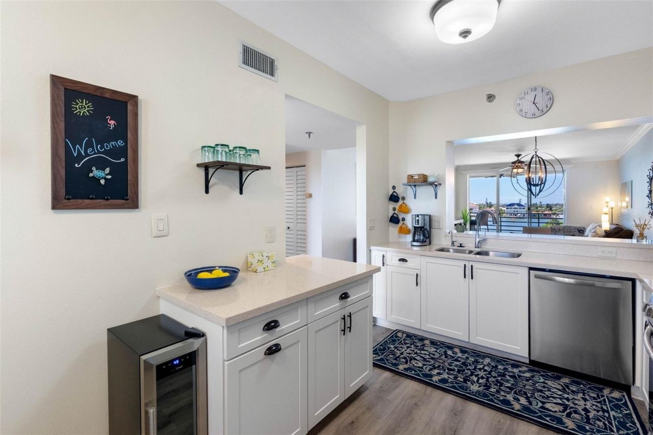 7902 Sailboat Key Boulevard S, Unit 407, South Pasadena, FL 33707 Photo