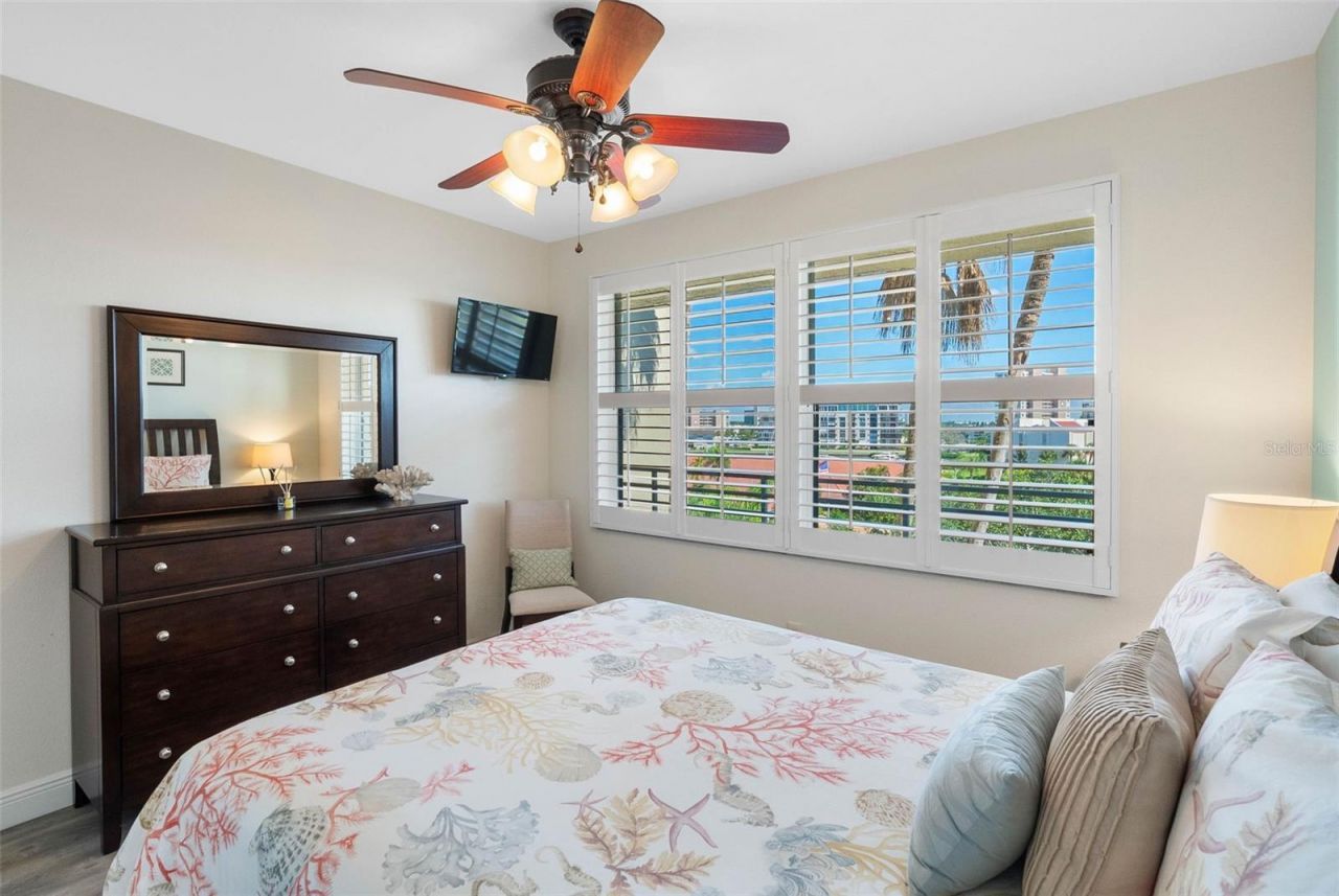 7902 Sailboat Key Boulevard S, Unit 407, South Pasadena, FL 33707 Photo