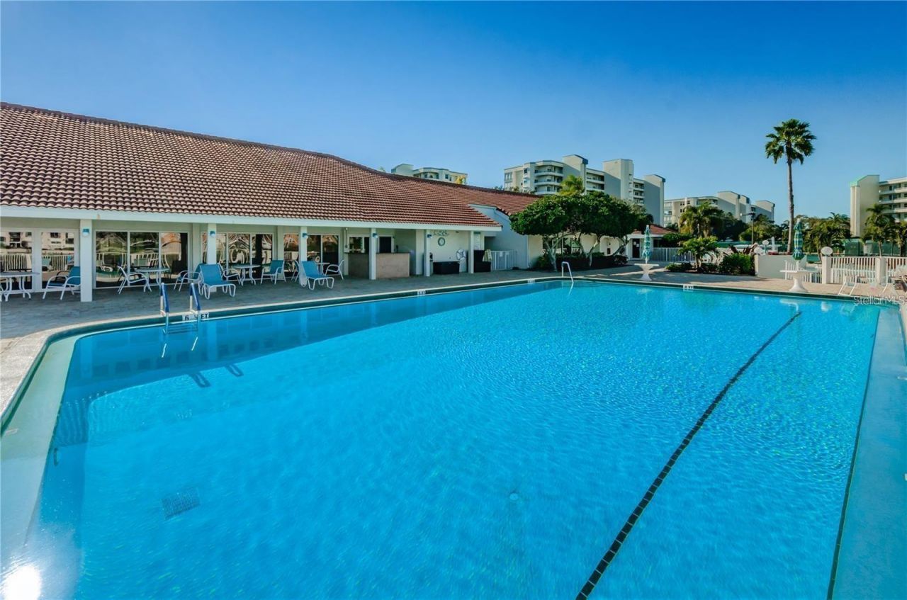 7902 Sailboat Key Boulevard S, Unit 407, South Pasadena, FL 33707 Photo
