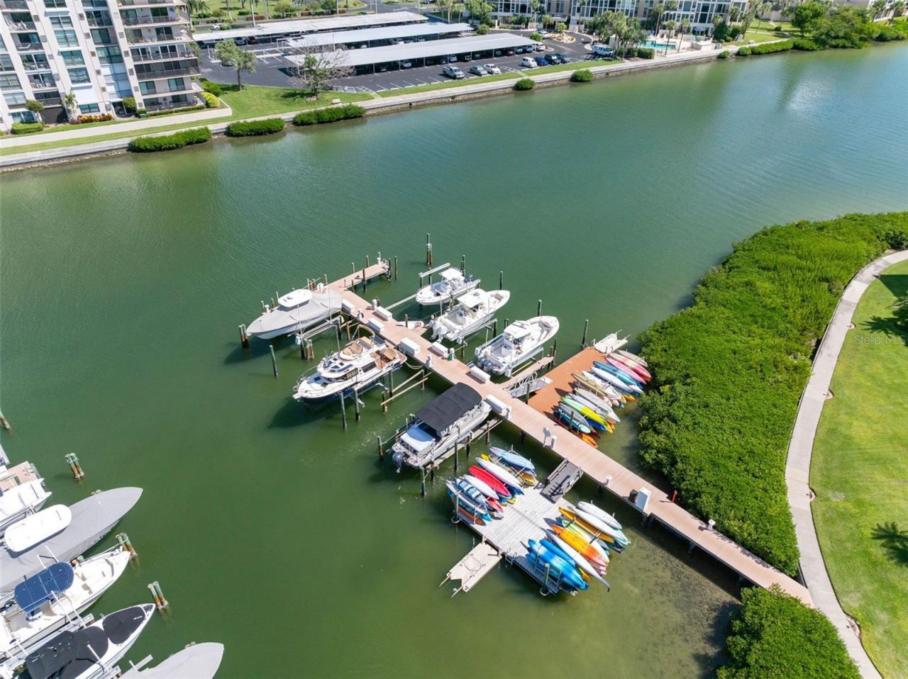 7902 Sailboat Key Boulevard S, Unit 407, South Pasadena, FL 33707 Photo