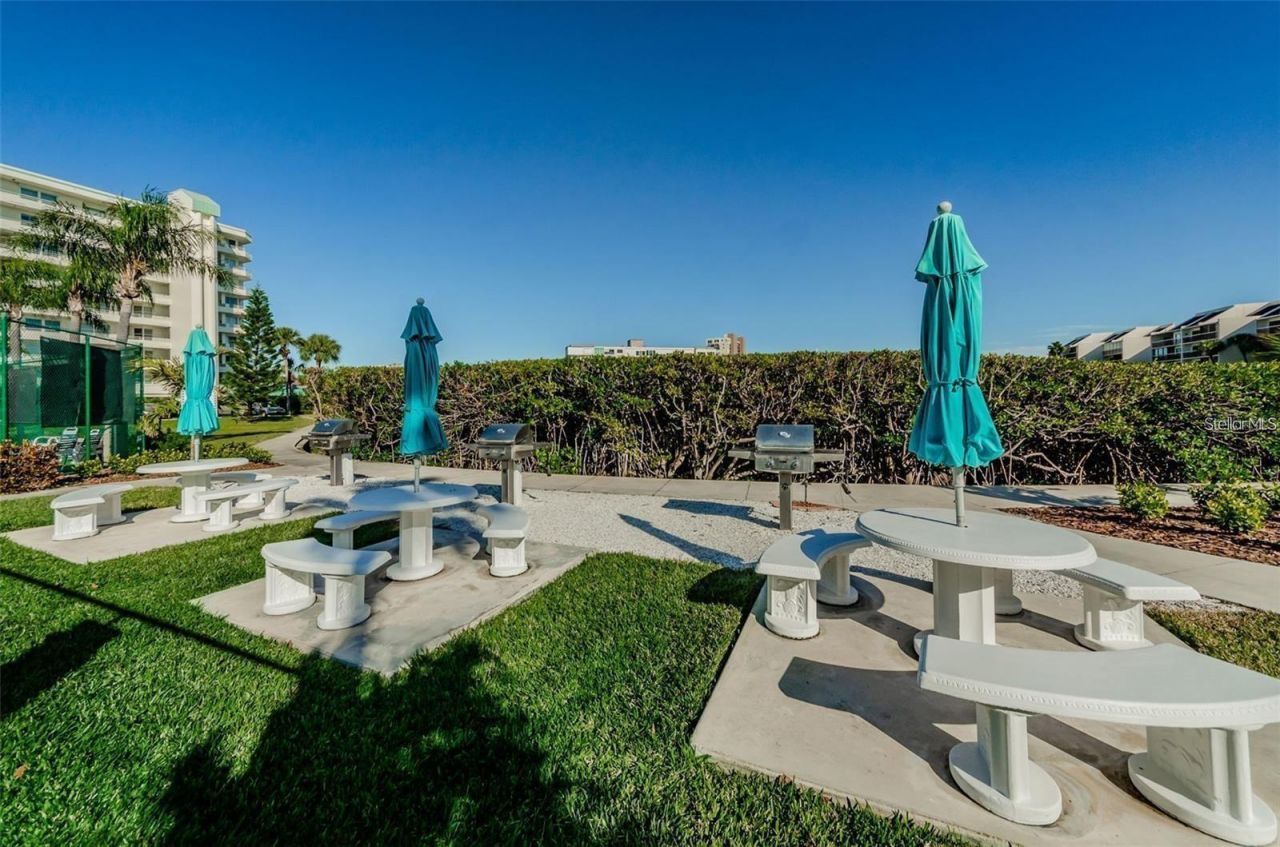 7902 Sailboat Key Boulevard S, Unit 407, South Pasadena, FL 33707 Photo
