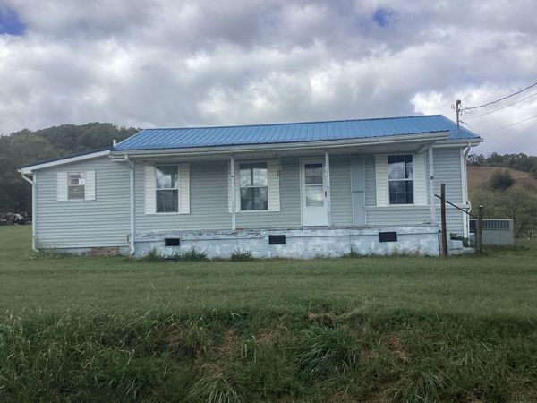 180 Hickory Nut Lane, Mooresburg, TN 37811