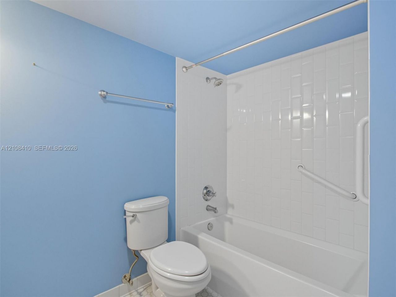 7556 Stirling Rd , Unit 124, Davie, FL 33024 Photo