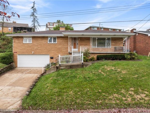 403 Garfield Avenue , Steubenville, OH 43952