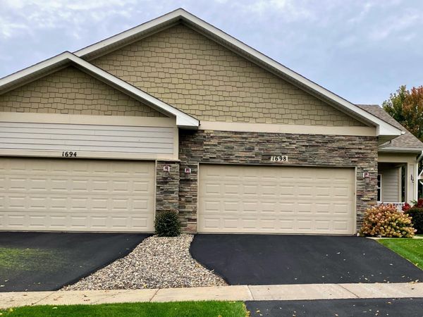 1698 Alphon Drive , Victoria, MN 55386