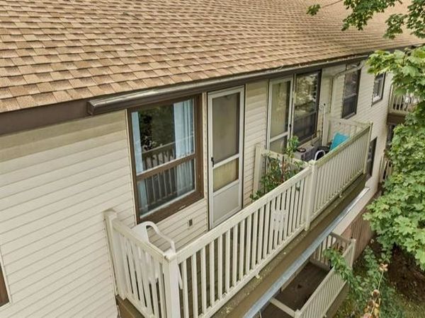 57 Union Avenue, Unit 208, Laconia, NH 03246