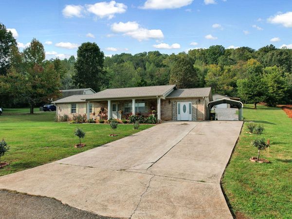 161 Ogle Drive, Sweetwater, TN 37874