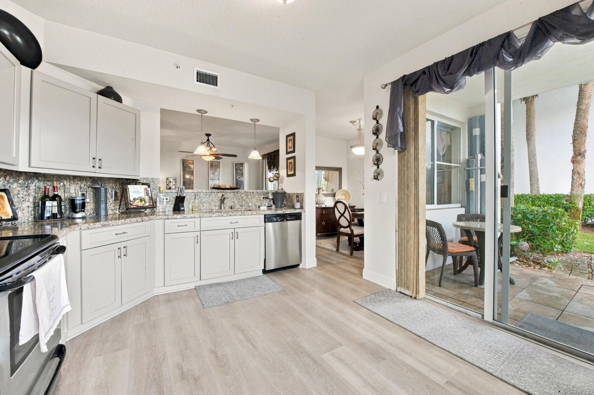 11035 Legacy Boulevard, Unit 105, Palm Beach Gardens, FL 33410 Photo