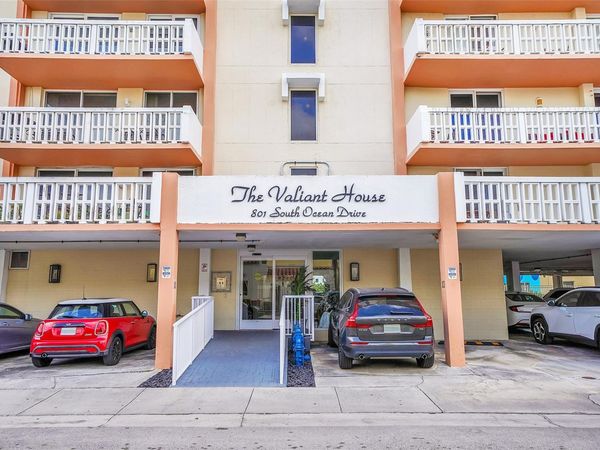 801 S OCEAN Drive, Unit 1005, Hollywood, FL 33019