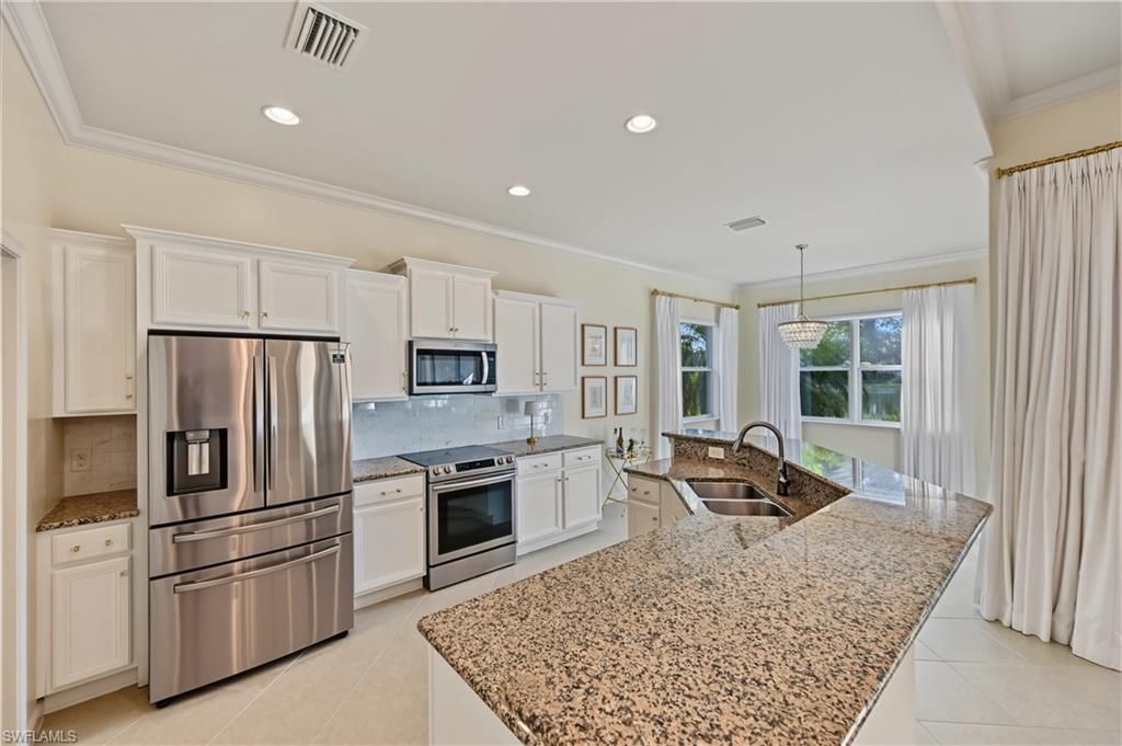 10523 Yorkstone Dr , Bonita Springs, FL 34135 Photo