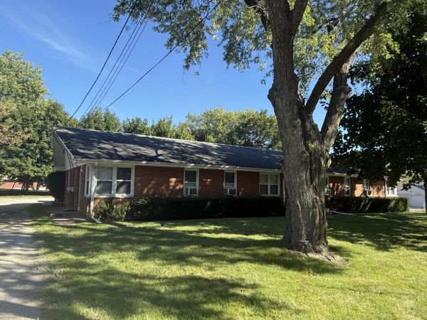 771 Greenview Street , Unit 1, Gurnee, IL 60031