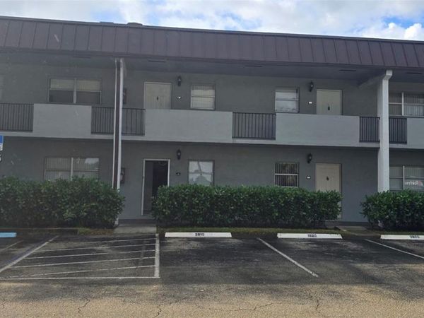 7320 NW 85th Ct, Unit 102, Tamarac, FL 33321
