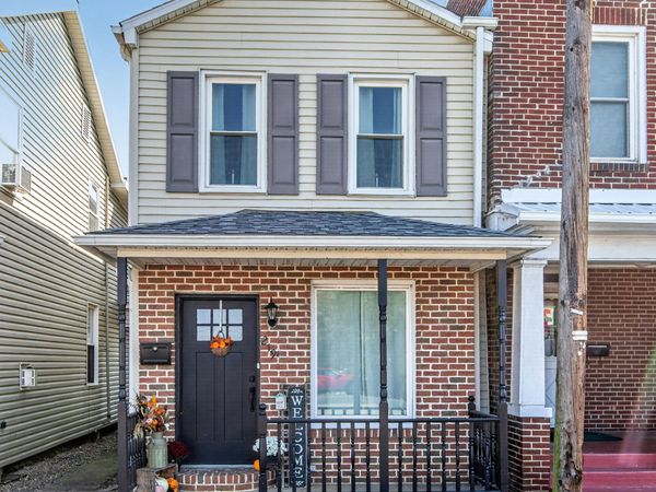 219 S MARKET Street , Selinsgrove, PA 17870