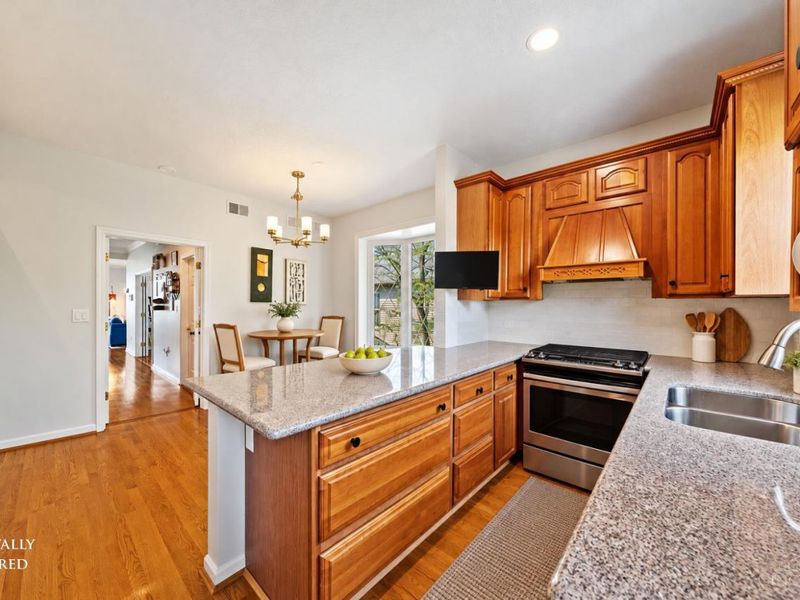 3248 Columbia Parkway, Unit 5, Cincinnati, OH 45226 Photo 7