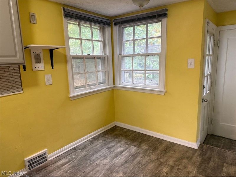 879 Medford Road, Cleveland Heights, OH 44121 Photo 13