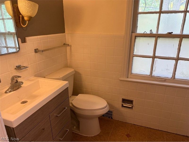 879 Medford Road, Cleveland Heights, OH 44121 Photo 19