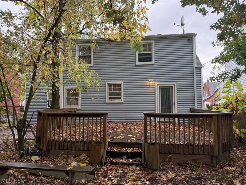 879 Medford Road, Cleveland Heights, OH 44121 Photo 3
