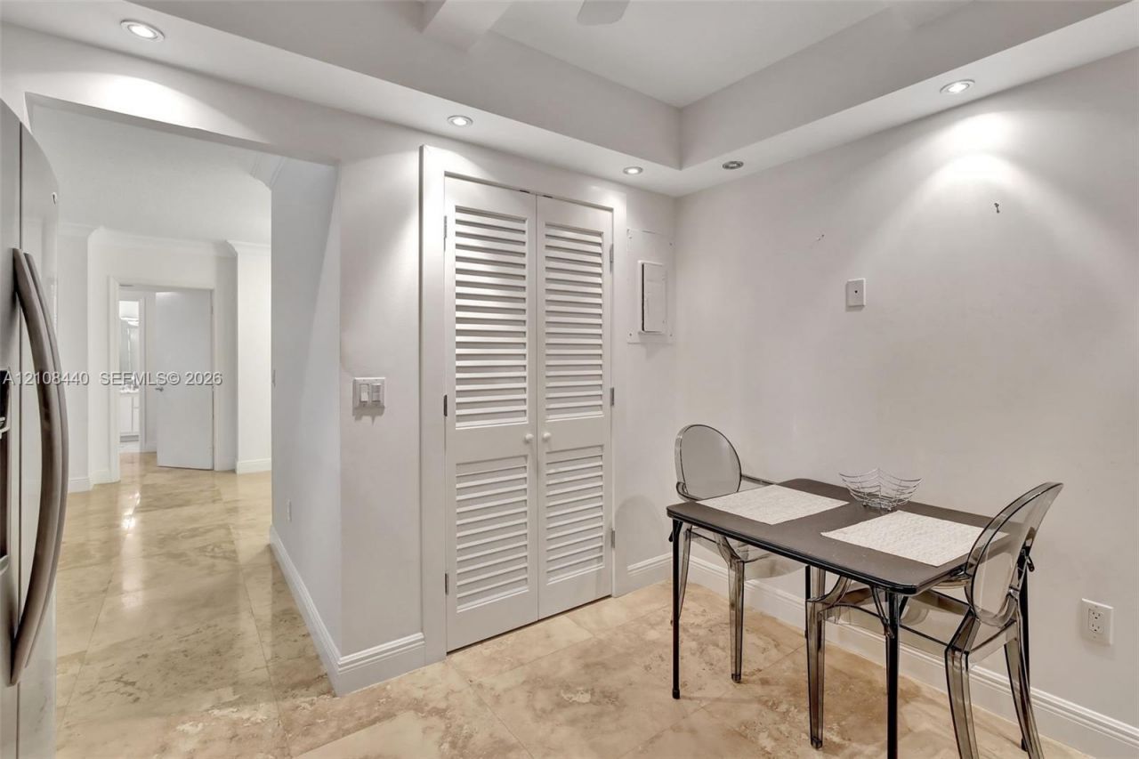 9801 Collins Ave , Unit 3T, Bal Harbour, FL 33154 Photo