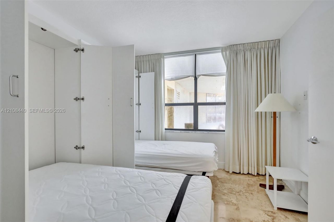 9801 Collins Ave , Unit 3T, Bal Harbour, FL 33154 Photo