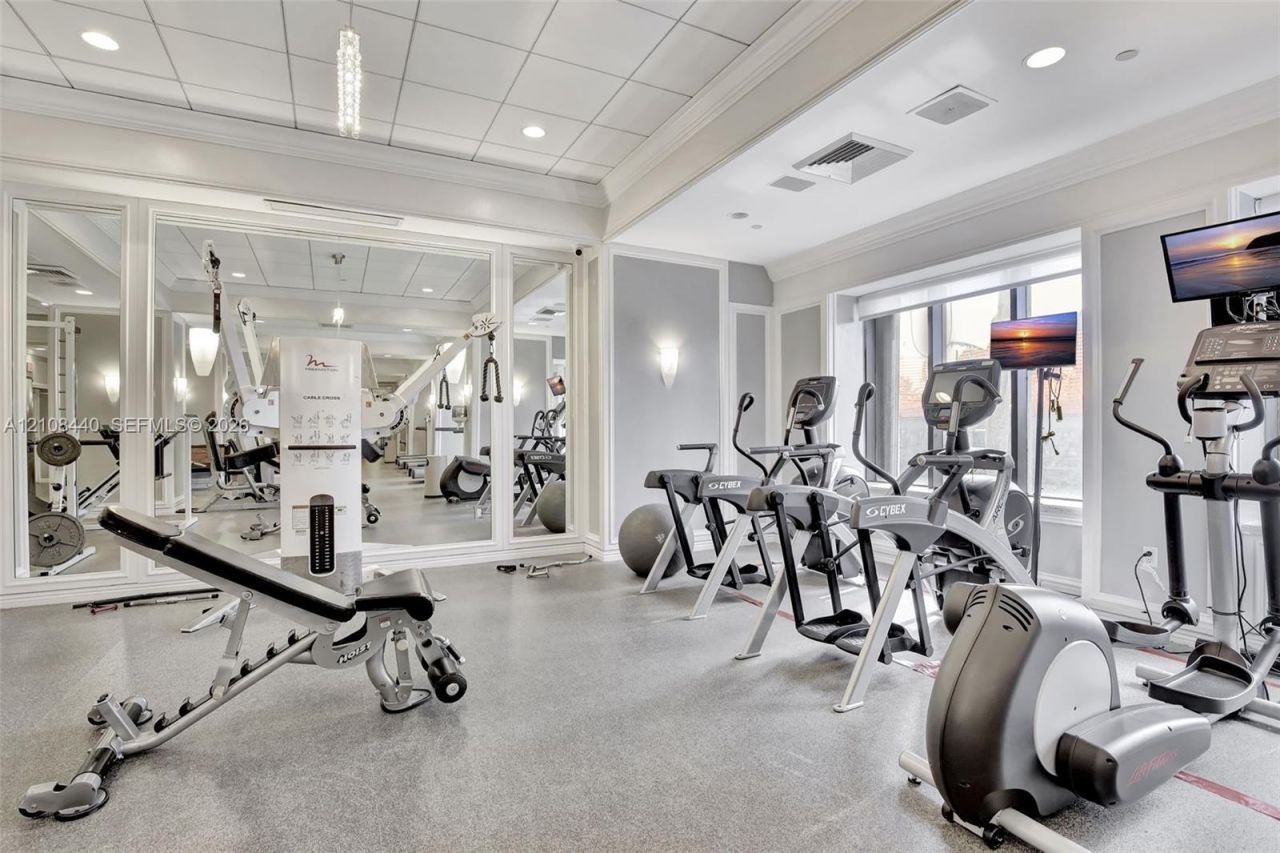 9801 Collins Ave , Unit 3T, Bal Harbour, FL 33154 Photo