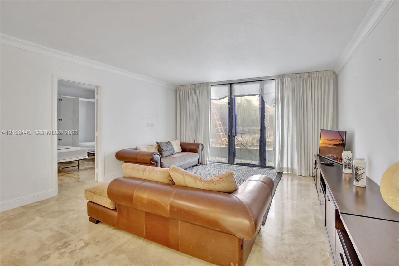 9801 Collins Ave , Unit 3T, Bal Harbour, FL 33154 Photo