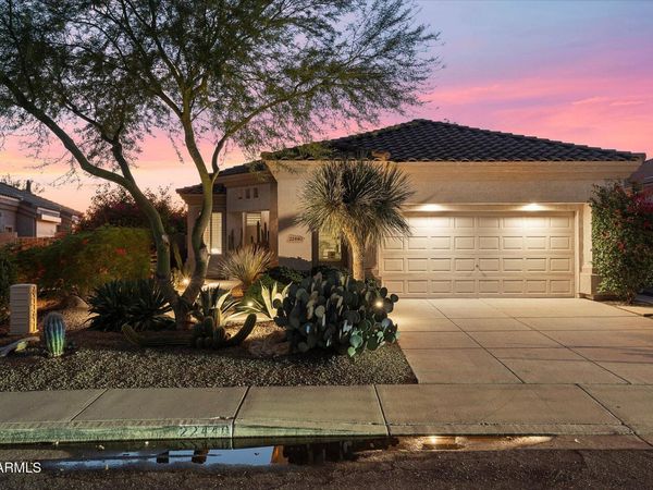 22440 N 52ND Place, Phoenix, AZ 85054