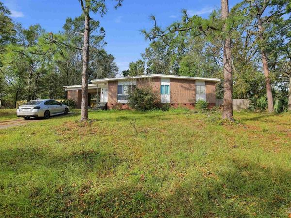 5063 Springhill Dr, Pensacola, FL 32503