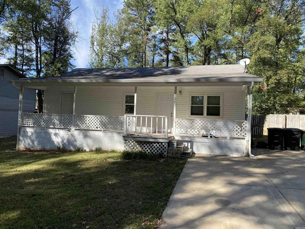 205 Pineview Avenue , Sherwood, AR 72120