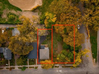 289 Queen Avenue N, Minneapolis, MN 55405