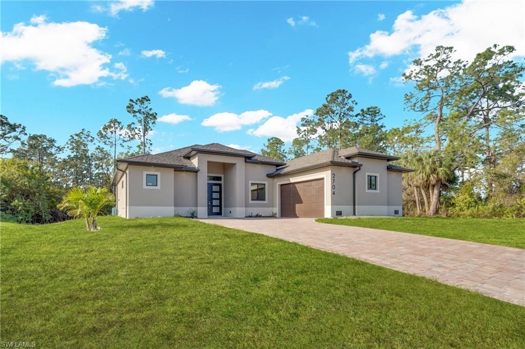 2704 E 15th St , Lehigh Acres, FL 33972 Photo