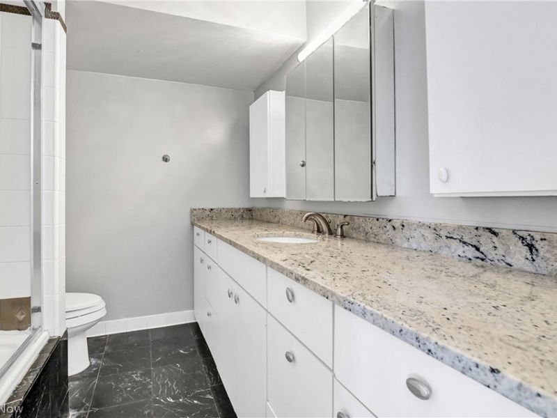 12900 Lake Avenue, Unit 1224, Lakewood, OH 44107 Photo 19