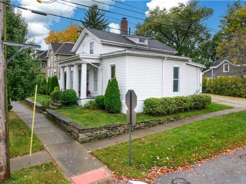 131 N Walnut Street, Ravenna, OH 44266 Photo 3