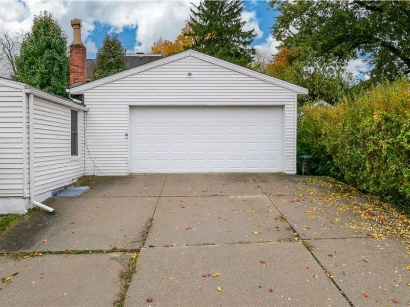 131 N Walnut Street, Ravenna, OH 44266 Photo 5