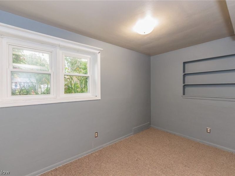 916 West Drive, Sheffield Lake, OH 44054 Photo 31