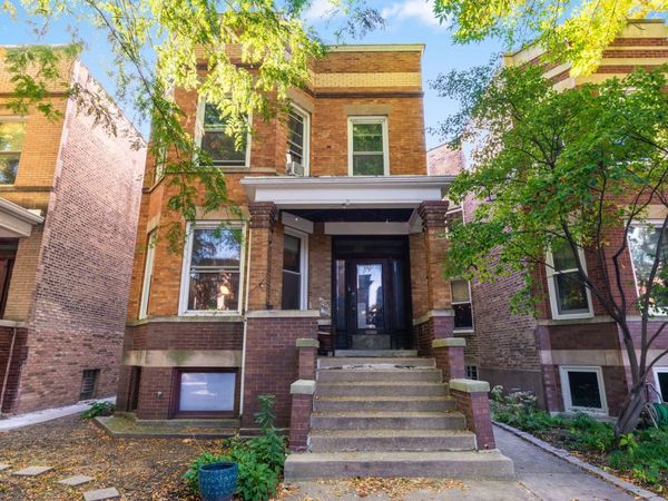 2037 W Cullom Avenue , Unit 1, Chicago, IL 60618