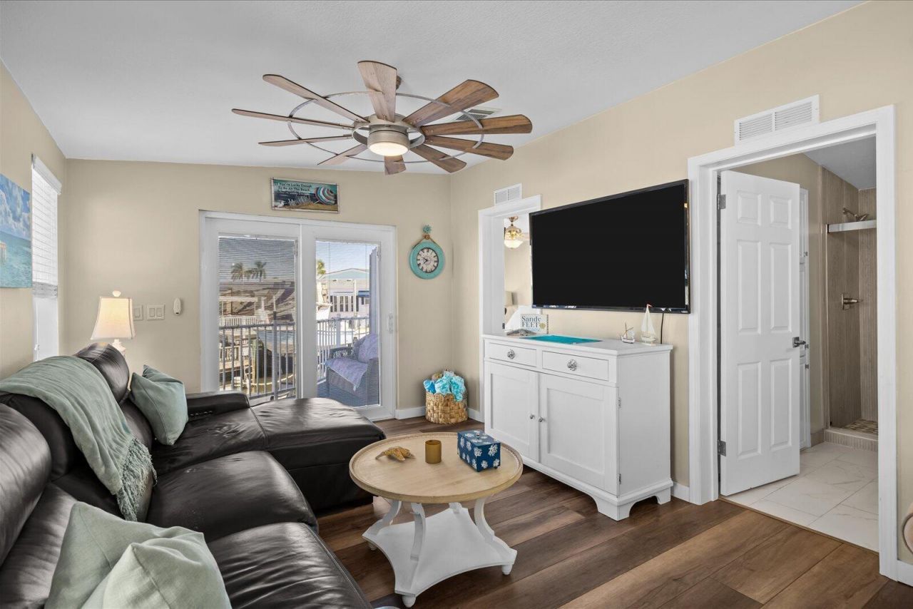 1092 Nettles Boulevard, Jensen Beach, FL 34957 Photo