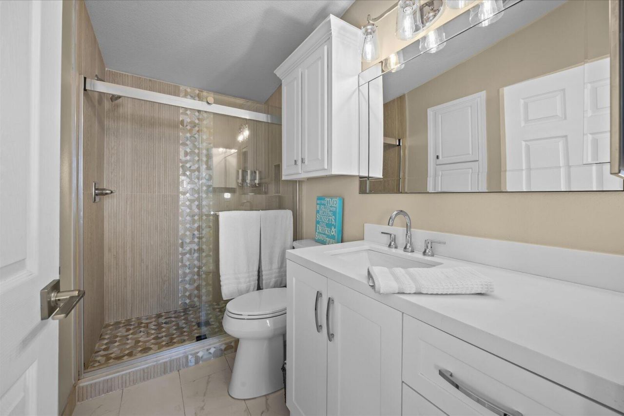1092 Nettles Boulevard, Jensen Beach, FL 34957 Photo