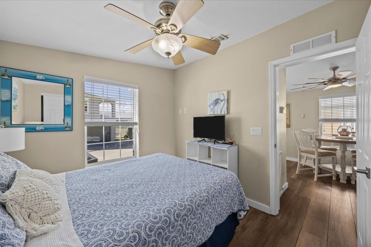 1092 Nettles Boulevard, Jensen Beach, FL 34957 Photo