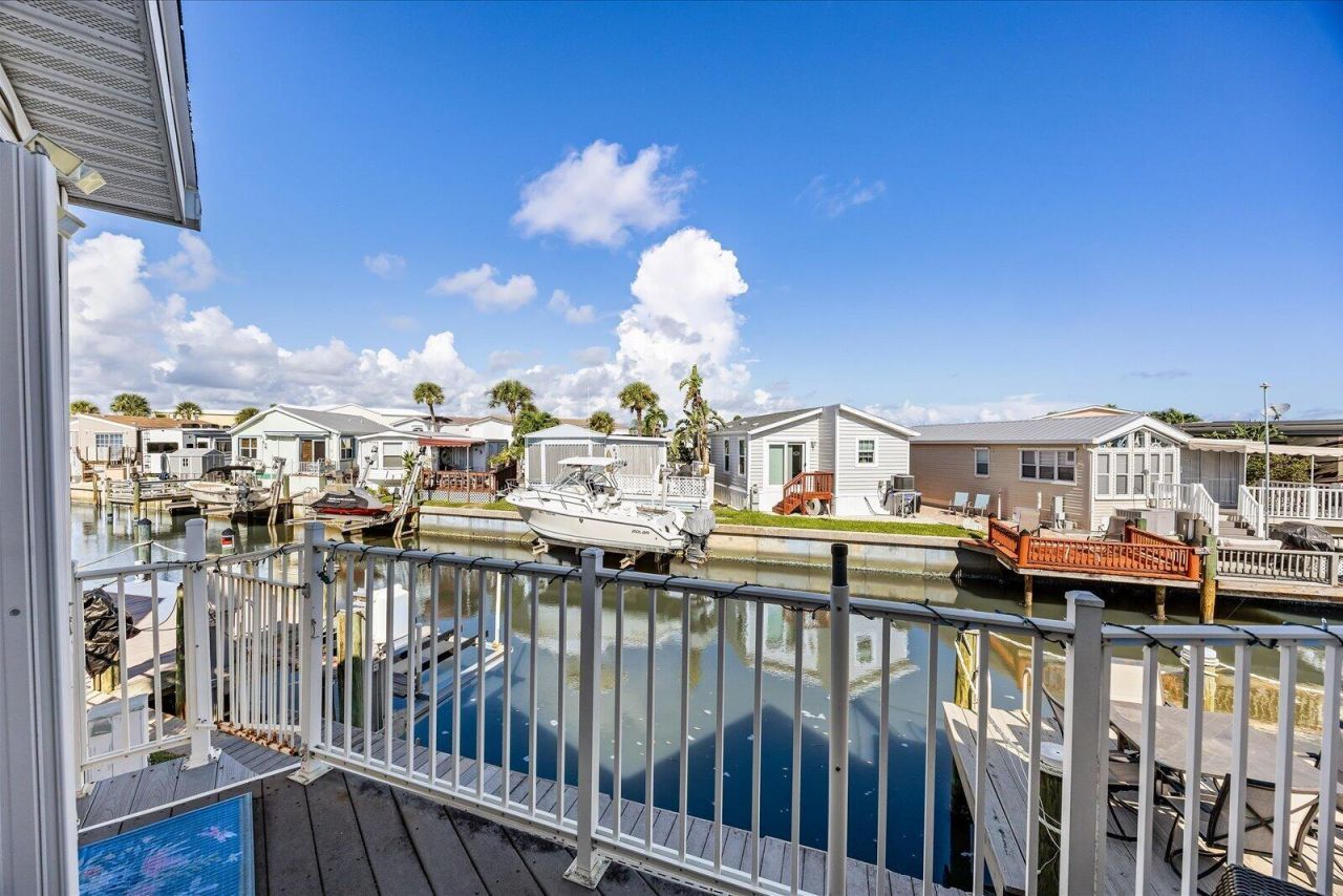 1092 Nettles Boulevard, Jensen Beach, FL 34957 Photo