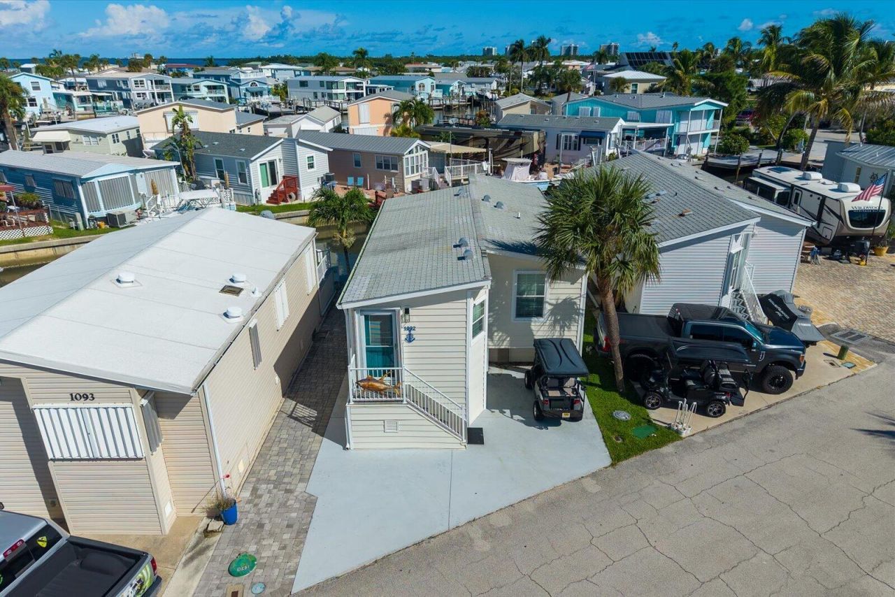 1092 Nettles Boulevard, Jensen Beach, FL 34957 Photo