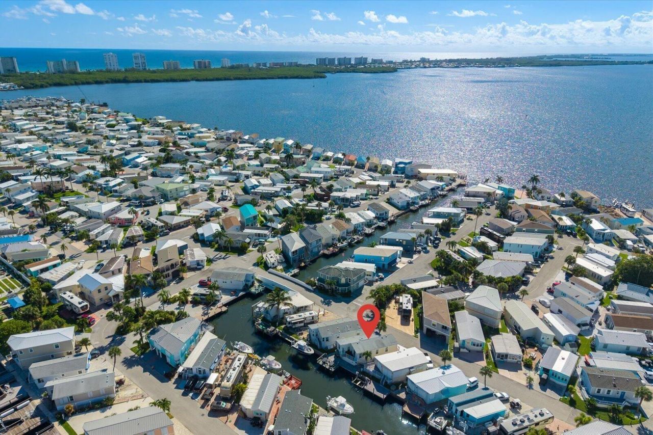 1092 Nettles Boulevard, Jensen Beach, FL 34957 Photo