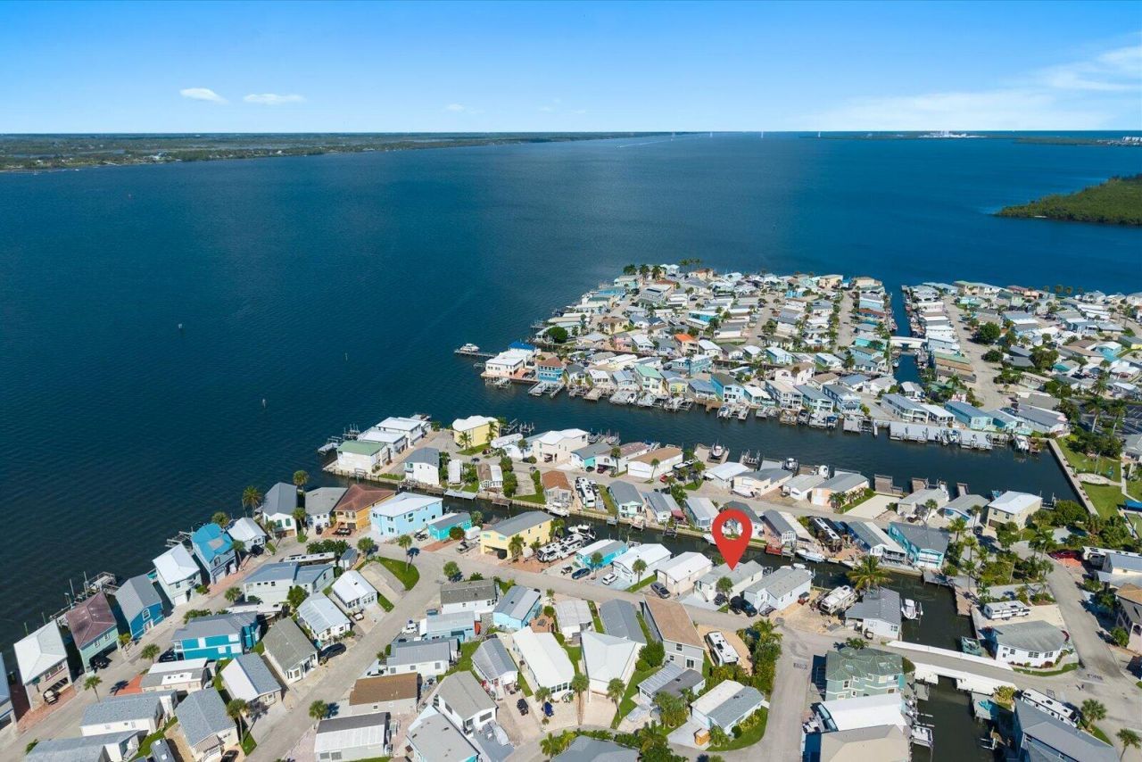1092 Nettles Boulevard, Jensen Beach, FL 34957 Photo