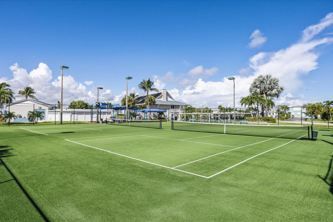 1092 Nettles Boulevard, Jensen Beach, FL 34957 Photo