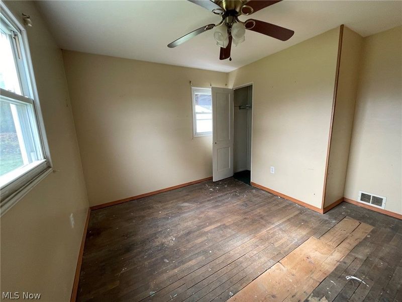 1933 Bollinger Avenue NE, Canton, OH 44705 Photo 18